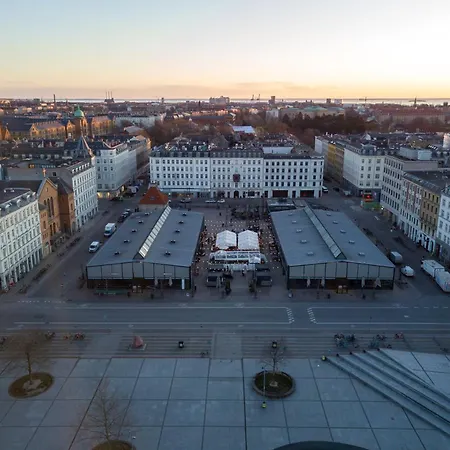 Lovely 3br Manor 5 Min From Tivoli Gardens Apartmán *