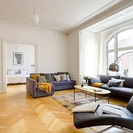 Lovely 3br Manor 5 Min From Tivoli Gardens Copenhagen
