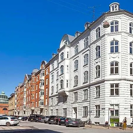 Appartamento Lovely 3br Manor 5 Min From Tivoli Gardens