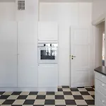 Apartament Lovely 3br Manor 5 Min From Tivoli Gardens *