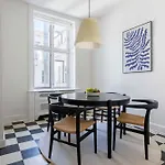 Apartament Lovely 3br Manor 5 Min From Tivoli Gardens *