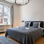 Lovely 3br Manor 5 Min From Tivoli Gardens * Kopenhaga