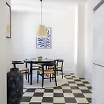 Lovely 3br Manor 5 Min From Tivoli Gardens * Kopenhaga