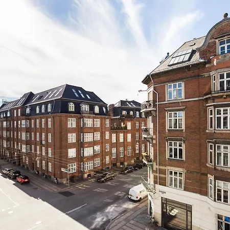 Apartment Lovely 3br Manor 5 Min From Tivoli Gardens