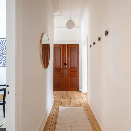 Lovely 3br Manor 5 Min From Tivoli Gardens Apartment Copenhagen