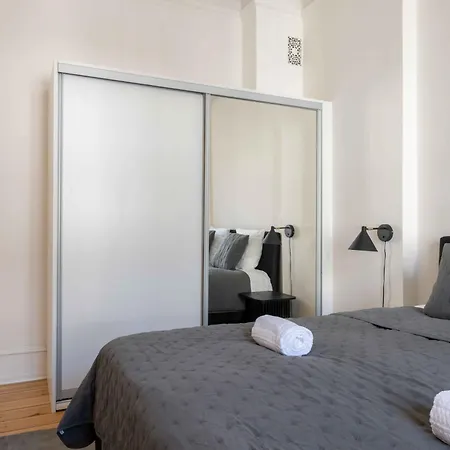 Lovely 3br Manor 5 Min From Tivoli Gardens * Copenhagen