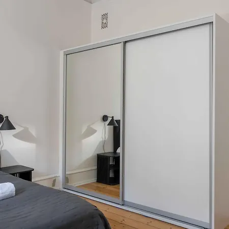 Apartment Lovely 3br Manor 5 Min From Tivoli Gardens