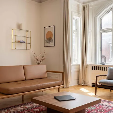 Lovely 3br Manor 5 Min From Tivoli Gardens Copenhagen