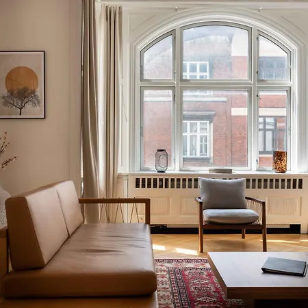 شقة Lovely 3br Manor 5 Min From Tivoli Gardens *